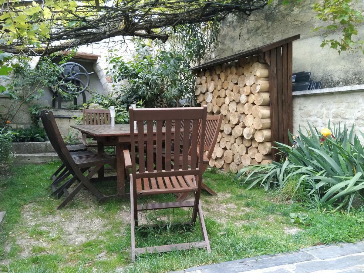 Maison De Charme A La Rochelle Croix-Chapeau Экстерьер фото